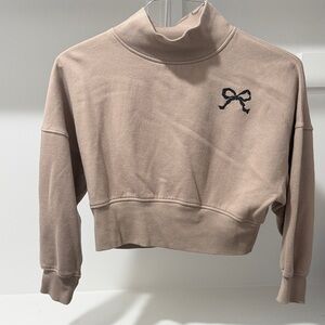 wild fable Taupe Crewneck Sweatshirt with Green Brand Tag